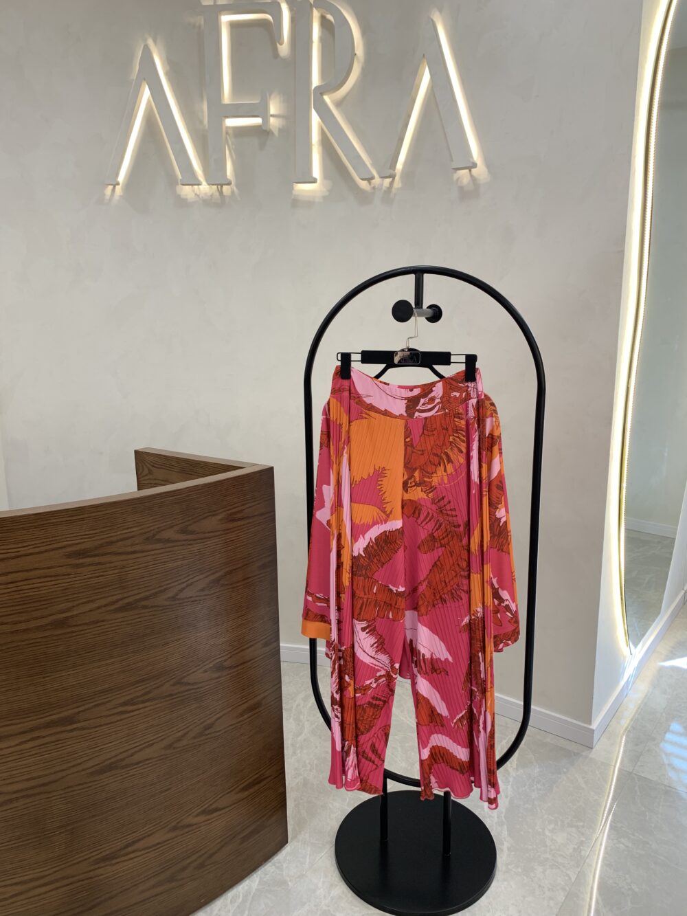 Noi Palmiye Desenli Takım - Fuşya