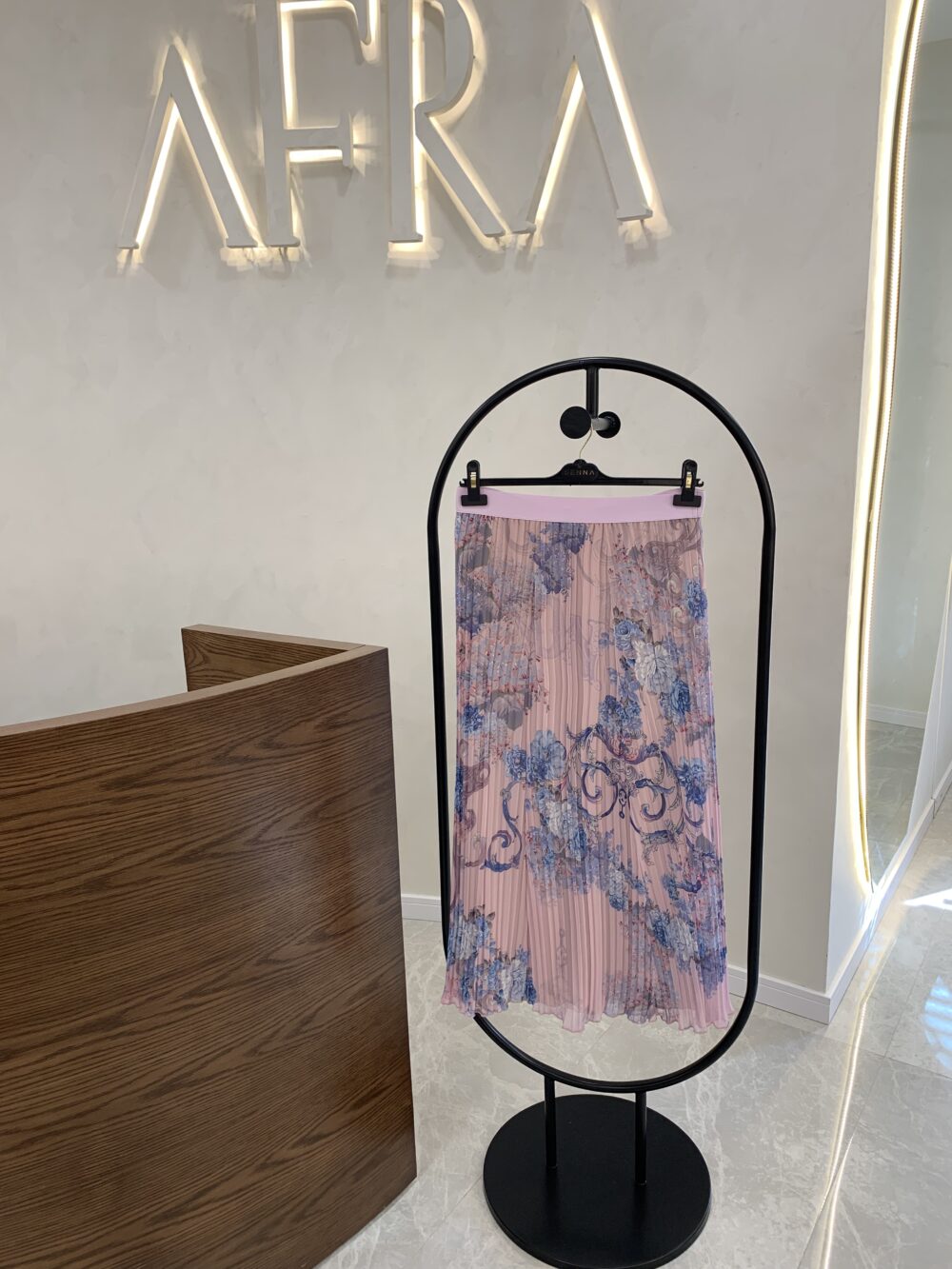 Noi Desenli Etek - Pembe