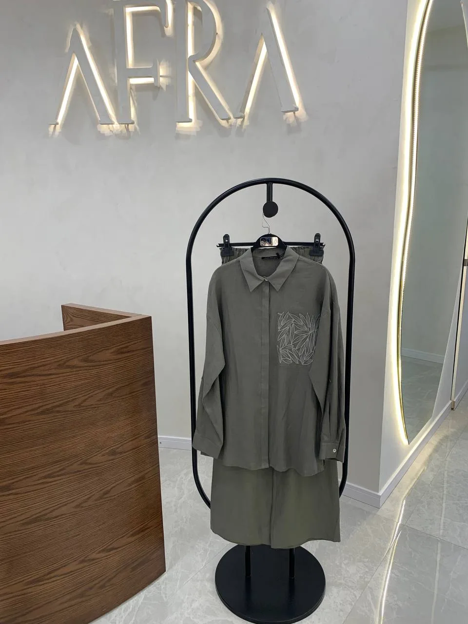 My8 Design Çiçek Detaylı Takım - Yeşil